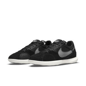 NWT Nike Men's Indoor Football Trainers, Black-SZ 11